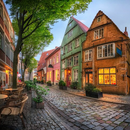 Beste in Bremen Covers Artistic Museums, Stuttgart Hits Iconic Landmarks